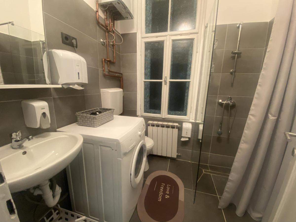 Fg Boutique Hostel Sarajevo Luaran gambar